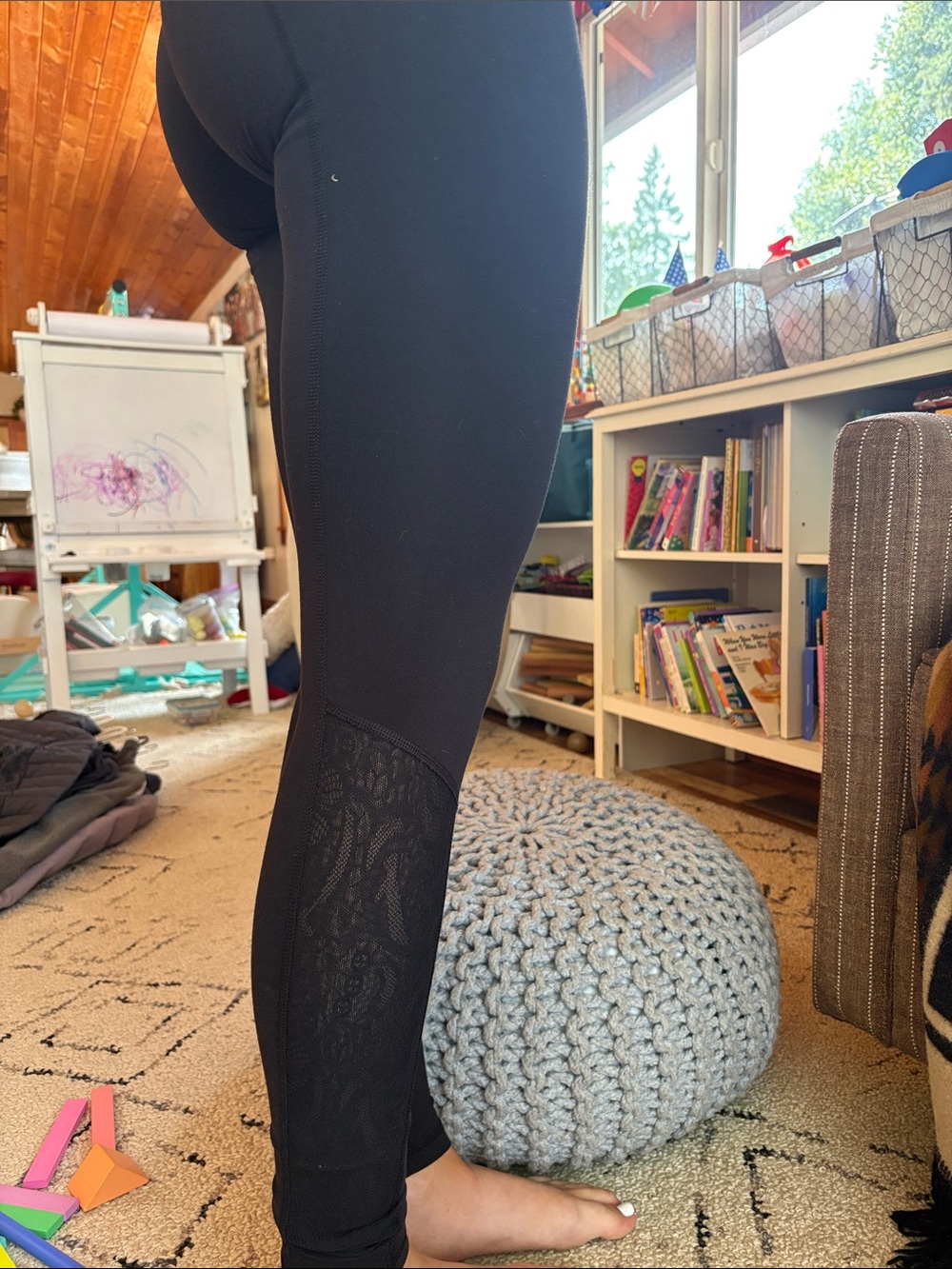 OG Lululemon In Movement Tight 28" _Lace
Black Luon Leggings Size 4